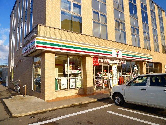 セブンイレブン金沢石川県庁前店：850m
