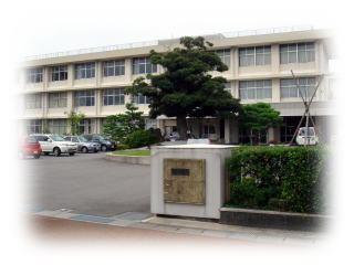 能美市立根上中学校：3256m