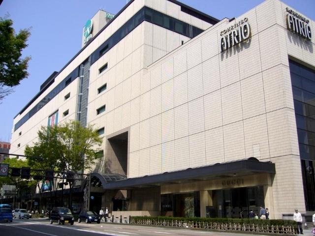 大和香林坊店：1093m