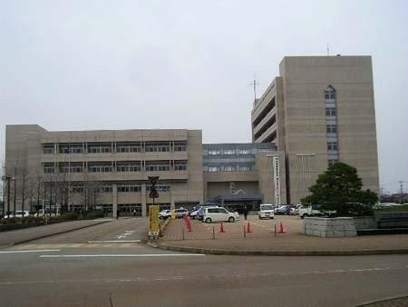 小松市役所：5564m