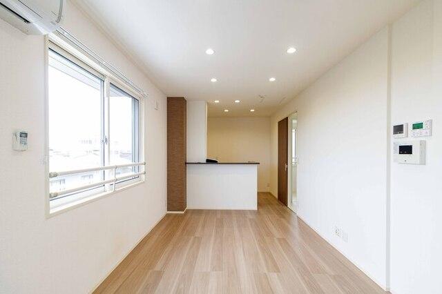 Dimora（ﾃﾞｨﾓｰﾗ）（301） 部屋画像