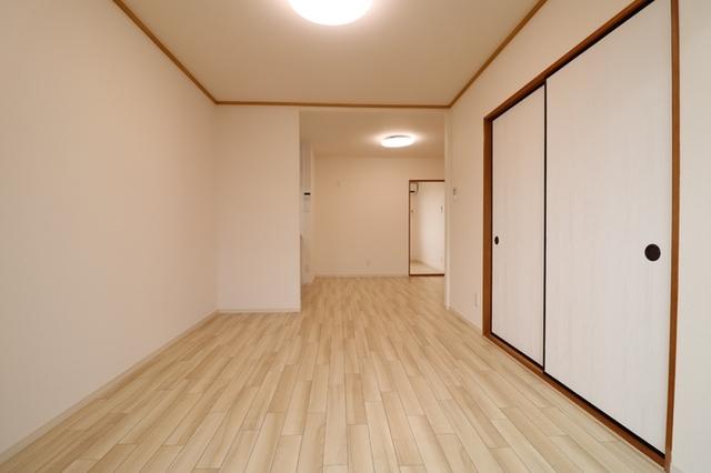 プレジールビューラ　A（203） 部屋画像
