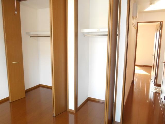 Ｃｅｎｔｒｅ・Ｙ（ｻﾝﾄﾙ・ﾜｲ）　Ａ（111） 収納