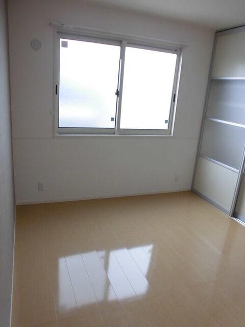 ＩＶＥＲ（アイバー）（101） 部屋画像
