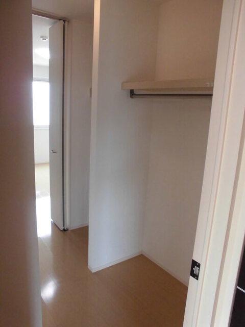 ＩＶＥＲ（アイバー）（101） 部屋画像