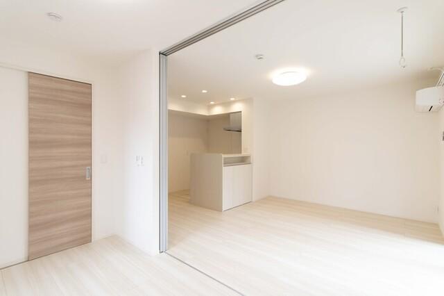 ロイヤルウエスト若宮（101） 部屋画像