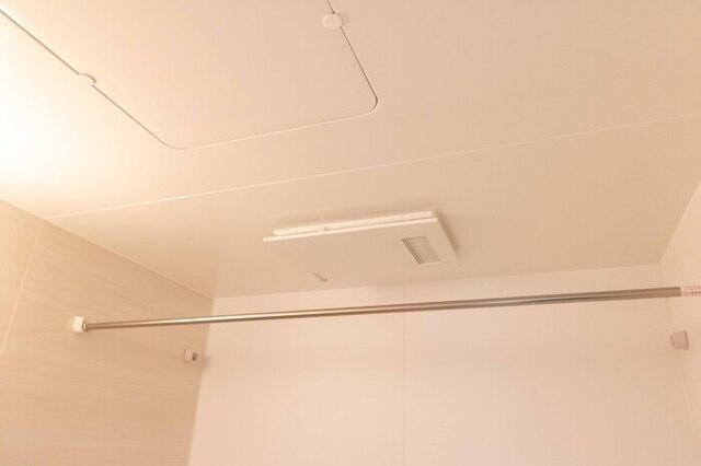 ロイヤルウエスト若宮（101） 部屋画像