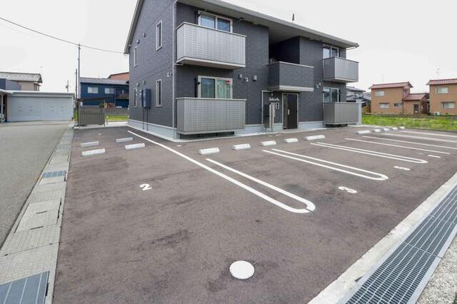 SAKURA（105） 駐車場