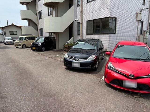 グランドール南高尾（305） 駐車場