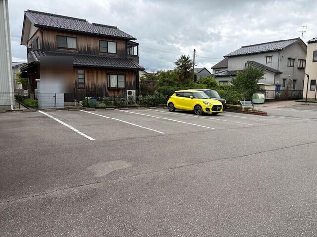 セジュールヴィヴレ（103） 駐車場