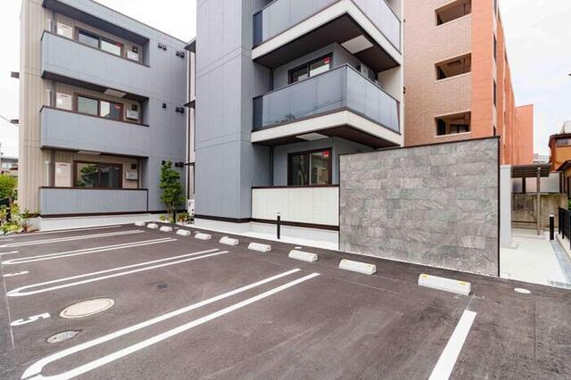 向日葵（303） 駐車場