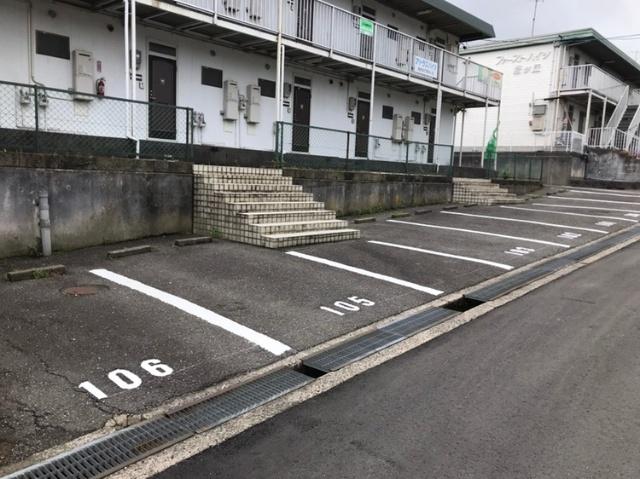 アトラスハイツ（203） 駐車場