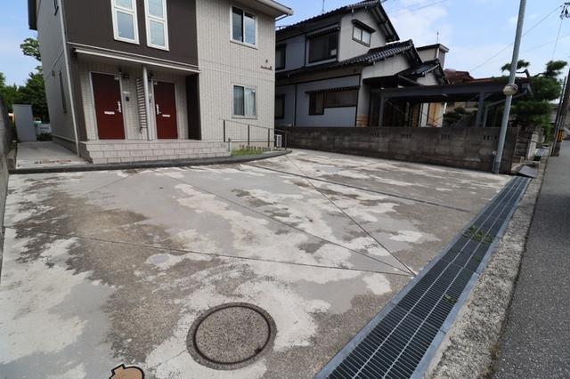 Casa･Ferio鳳（ｶｰｻﾌｪﾘｵ　ｵｵﾄﾘ）（101） 駐車場