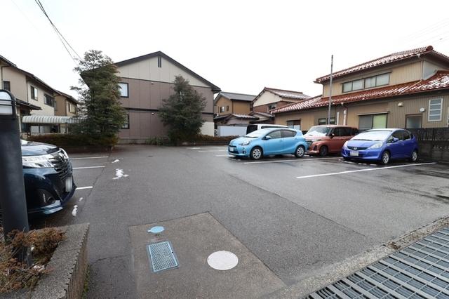 セジュールＶＡＮ（105） 駐車場