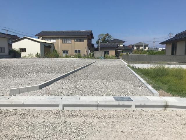 宅地⑧号地造成工事中、道路