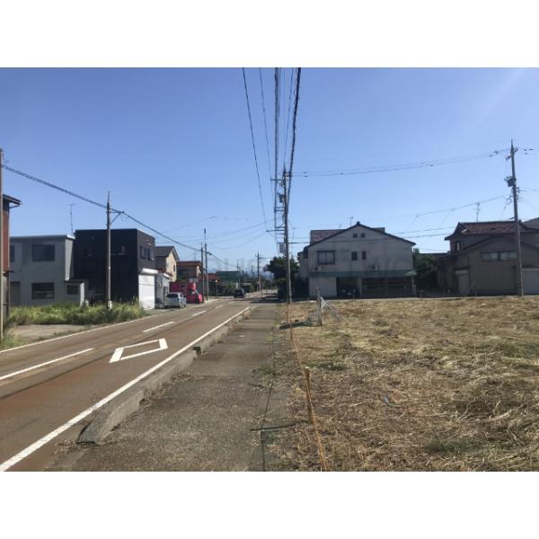 石川県小松市下牧町