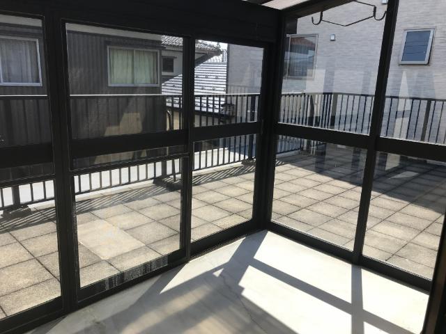 小松市希望丘の中古物件 バルコニー
