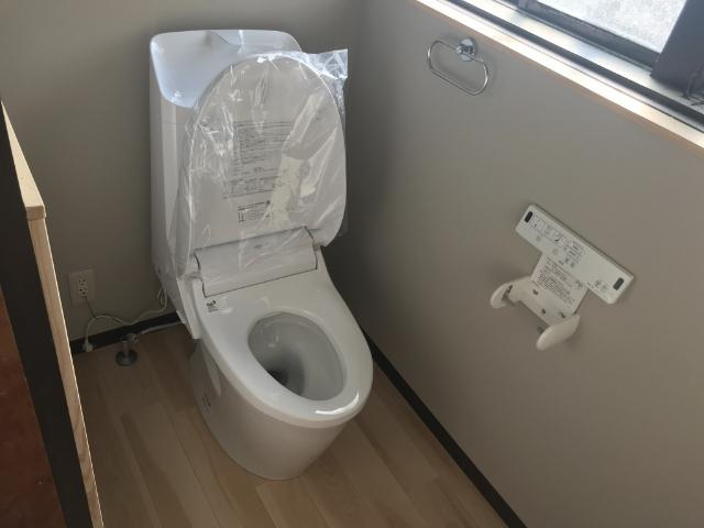 小松市安宅町の平屋物件 トイレ