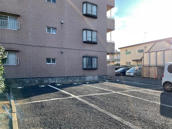 サンライズみやこ（503） 駐車場