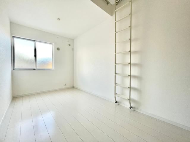 ファーストダウン（202） 部屋画像
