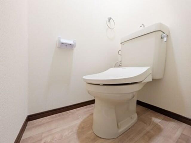 ヴェルメゾンおゆみ野　Ｃ（101） トイレ