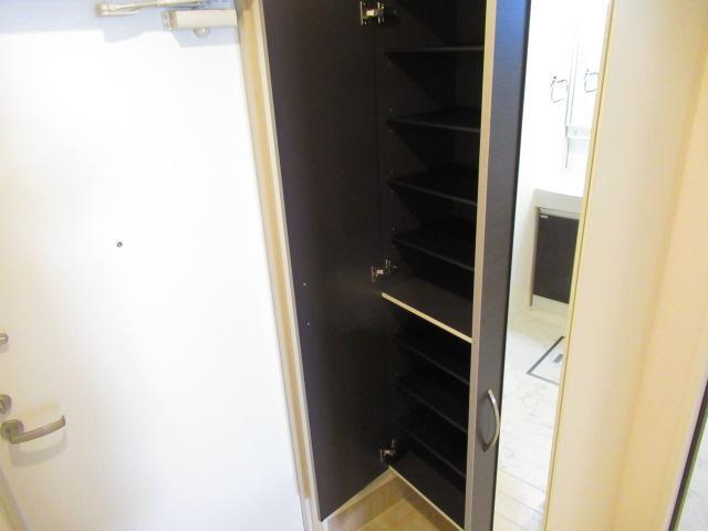 イーストガーデン 部屋画像