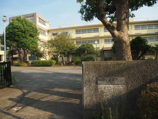 千葉市立末広中学校：926m