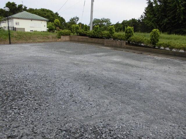 ＦＥＬＩＣＥ・青葉の杜　ＡＢ（A101） 駐車場
