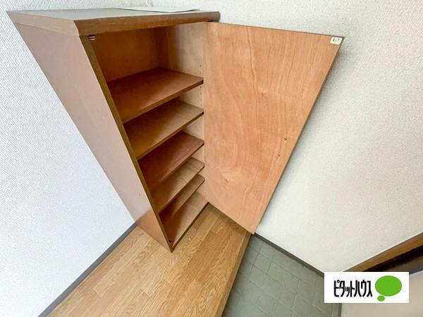 グレイス壱番館（402） 玄関