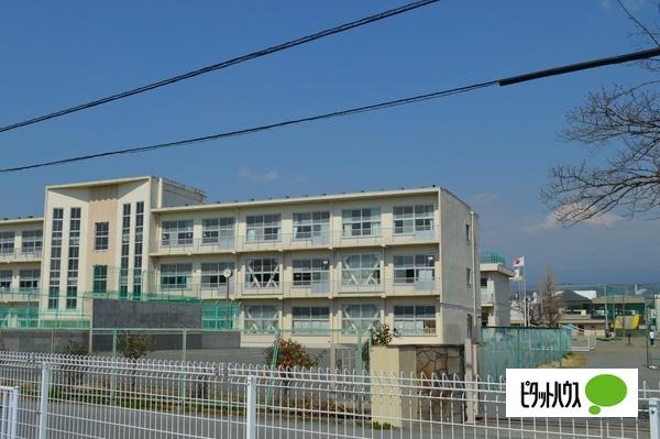 富士市立吉原第一中学校：522m
