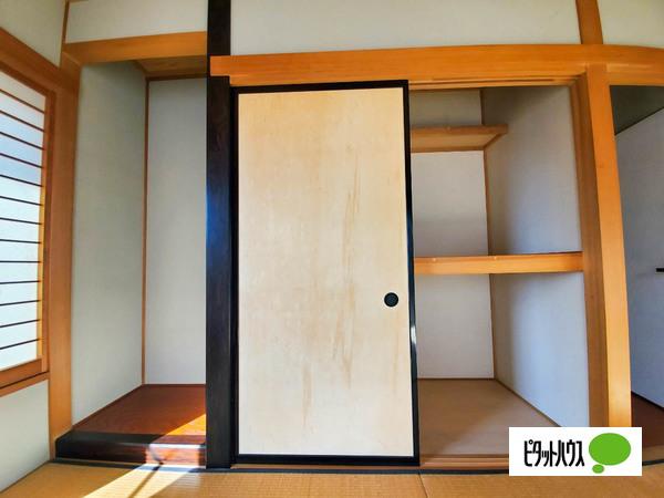 大渕(若松町)一戸建 収納