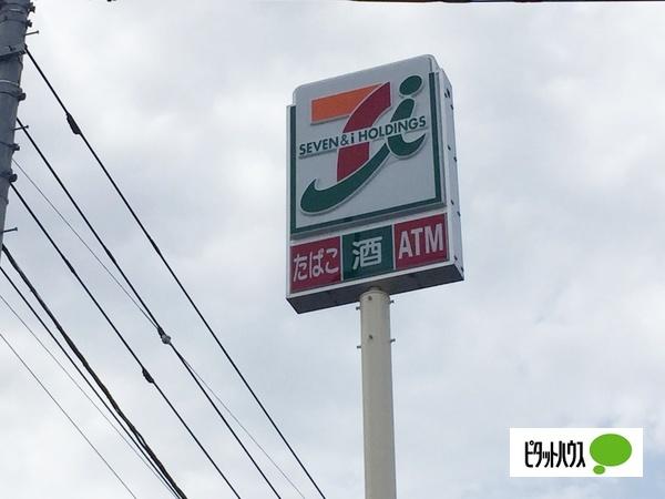 セブンイレブン富士市本市場北店：185m