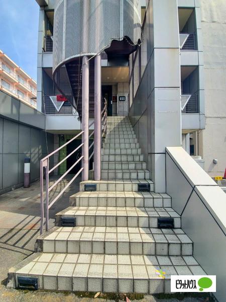 シミズビル（1階） ロビー