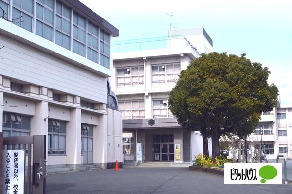 富士市立吉永第一小学校：895m
