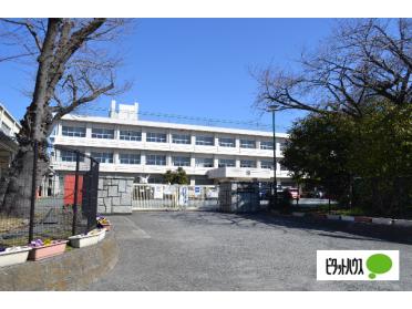 富士市立吉原第二中学校：2064m