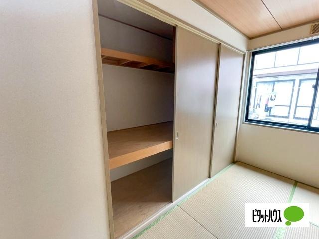 ドミール西平A棟（102） 収納