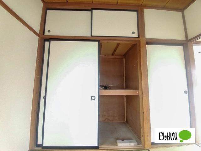 渡辺タウン（F6） 収納