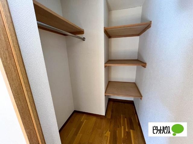 カーサ森下（103） 収納