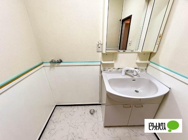今泉戸建て 洗面