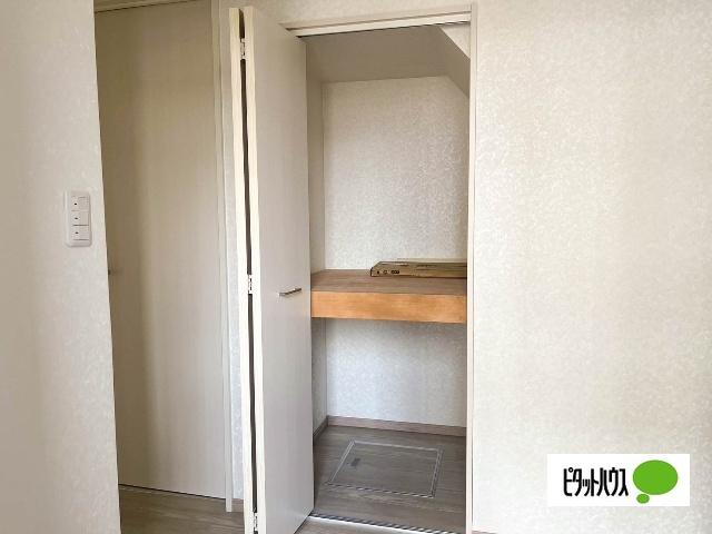 西添町戸建（C） 収納