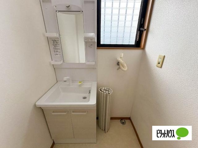 比奈戸建借家（C） 洗面