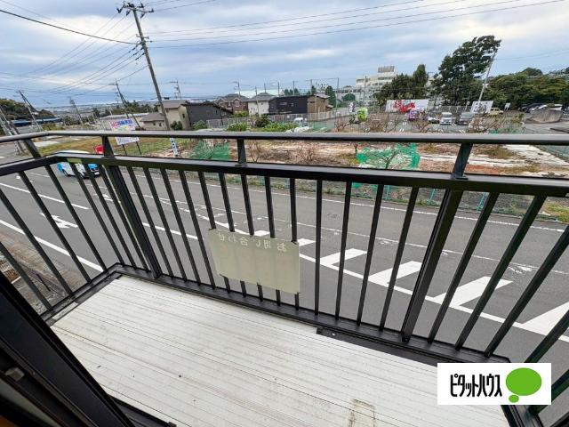 比奈戸建借家（C） バルコニー