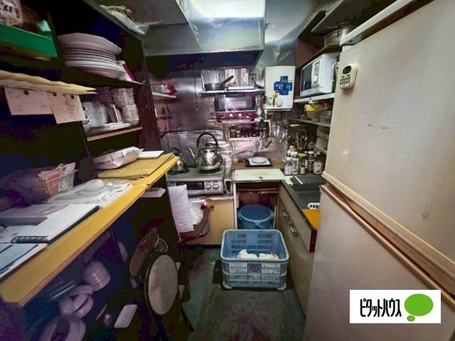 富士市吉原4丁目貸店舗（2階） 部屋画像