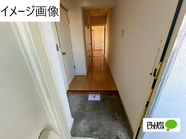高嶺マンション（301） 玄関