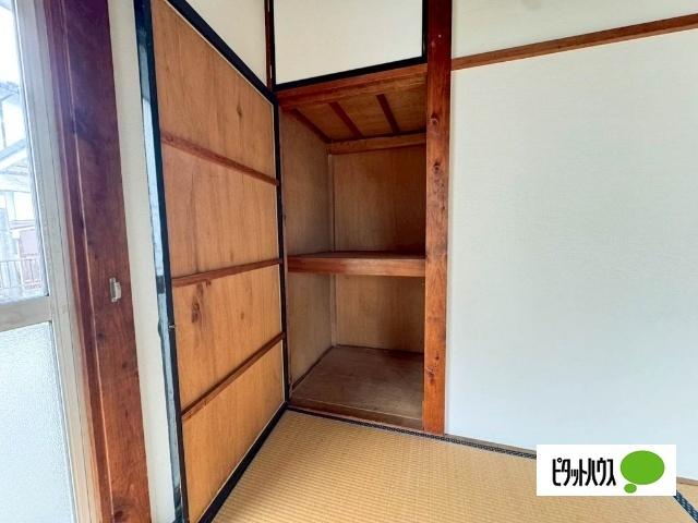 原田仁藤借家 収納