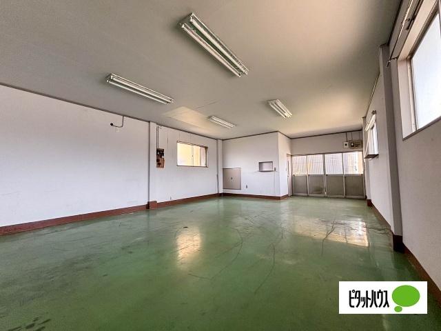 津田作業所付事務所 部屋画像