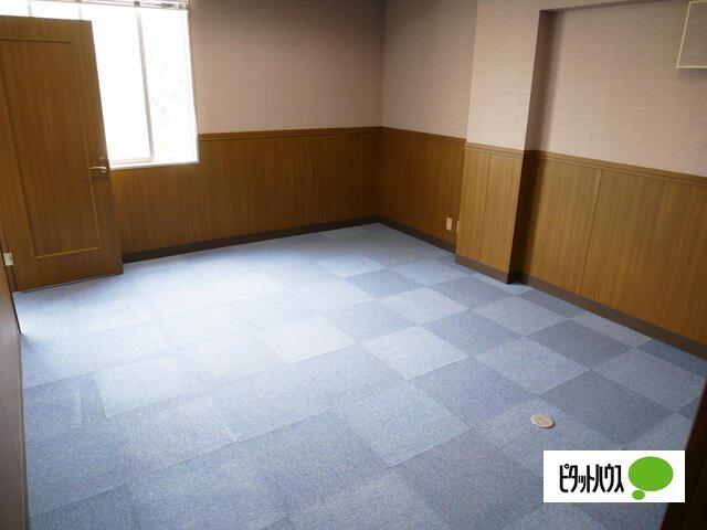 富士ビル（2階北） 部屋画像