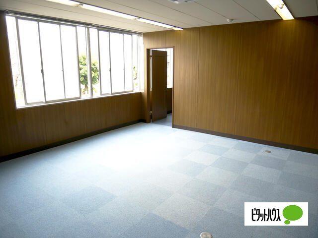 富士ビル（2階北） 部屋画像