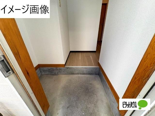 ハイツ佐野（101） 玄関