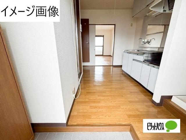 ヴィラ　センチュリー（303） 玄関